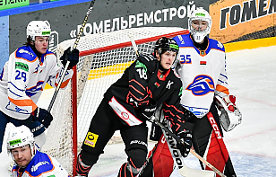 «Локомотив» на выезде уступил «Гомелю»
