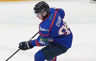 Станислав Стахов заключил контракт с «Локомотивом»